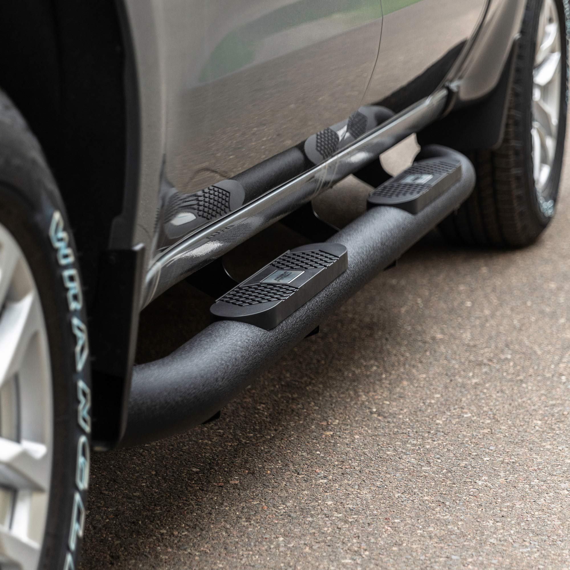 ARIES AL233006 Big Step 4 Inch Round Black Aluminum Nerf Bars, Select Ford Excursion, F 250, F 350 Super Duty